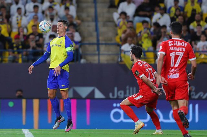 <p>Ket. Foto: Pertandingan antara Al Nassr dengan Al Wahda di kompetisi Piala Raja Arab (Foto/Instagram/@alnassr)</p>
