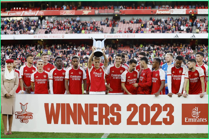<p>Ket Foto: Foto Arsenal juarai Emirates Cup 2023 (Foto/Twitter/@faktasepakbola)</p>
