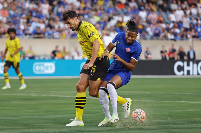 <p>Ket Foto: Foto duel Borussia Dortmund vs Chelsea dalam laga persahabatan (Foto/Twitter/@idextratime)</p>
