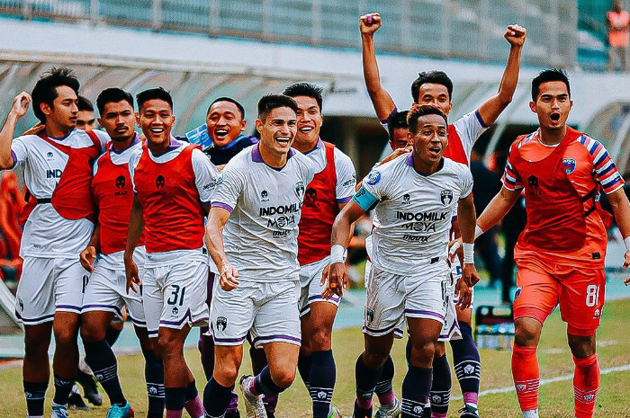 <p>Ket. Foto: Para Pemain Persita Tanggerang (Foto/Instagram/@persita.official)</p>
