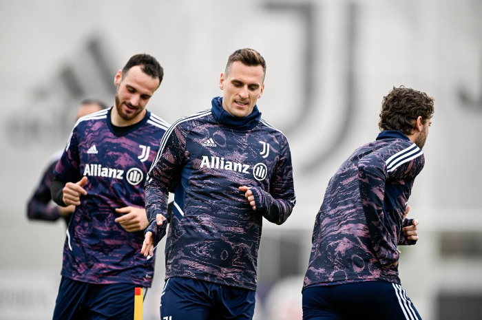 <p>Ket Foto: Foto para pemain Juventus sedang latihan  (Foto/Twitter/Juventus)</p>
