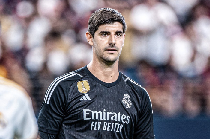 <p>Ket Foto: Foto Thibaut Courtouis yang akan absen semusim penuh (Foto/Twitter/@idextratime)</p>
