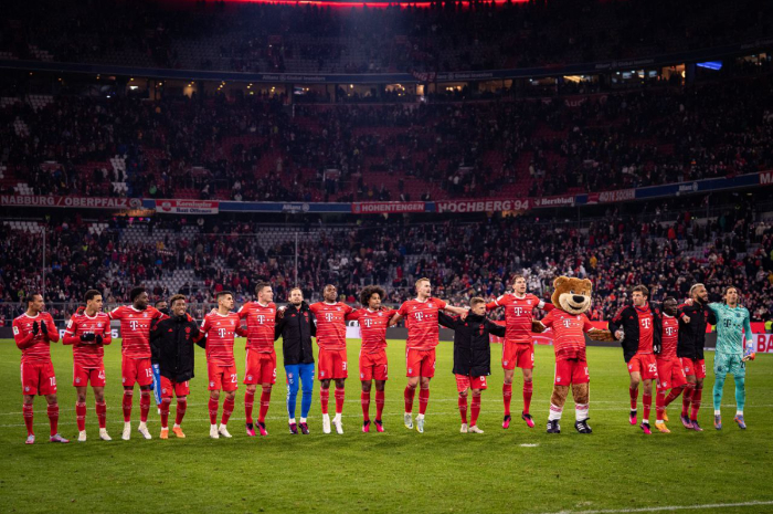 <p>Ket. Foto: Skuad Pemain Bayern Munchen (Foto/Twitter/@FCBayren)</p>

