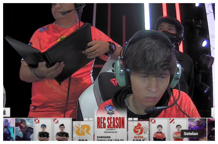 <p>Ket Foto: RRQ VS AURA MPL ID S11 (Foto/Youtube/EsportsTv)</p>
