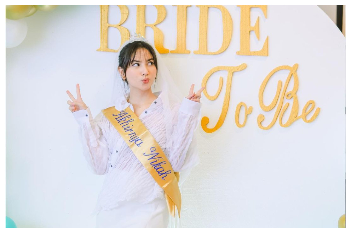 <p>Ket Foto: Jessica Mila menjalani peneguhan sidi ikuti agama dari calon suami Yakub Hasibuan (Foto/Instagram/@jscmila)</p>
