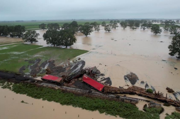 <p>Keterangan Foto: Banjir di Auckland Selandia Baru, (Foto:/Twitter/@Hannah Petter)</p>
