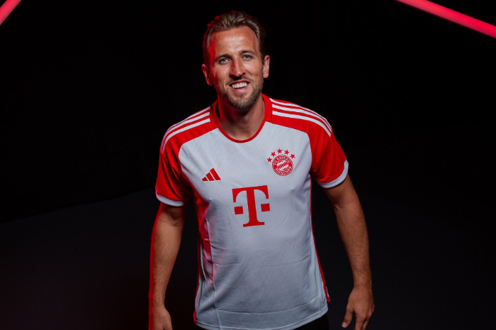 <p>Ket Foto: Foto Harry Kane yang sudah mengenakan Jersey Bayern Munchen (Foto/Twitter/@idextratime)</p>
