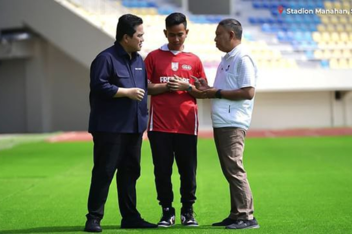 <p>Ket. Foto: Erick Thohir, Gibran Rakabuming Raka dan Zainudin Amali Ketika Meninjau GOR Manahan Solo untuk Venue Piala Dunia U-20 (Foto/Instagram/@pssi)</p>