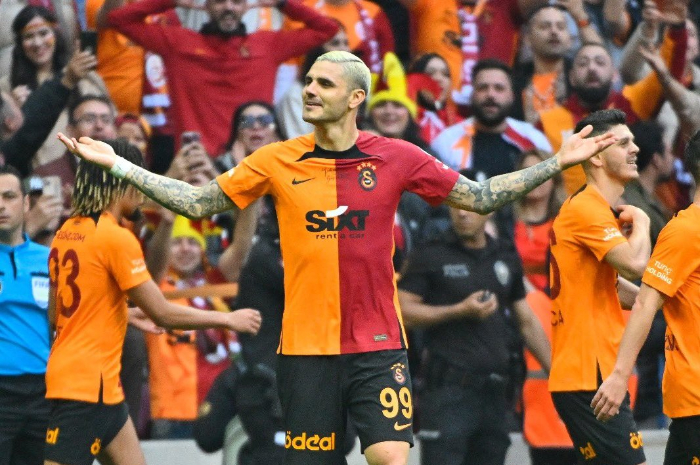 <p>Ket Foto: Foto pemain Galatasaray, Mauro Icardi yang terlihat selebrasi di lapangan (Foto/Twitter/@idextratime)</p>
