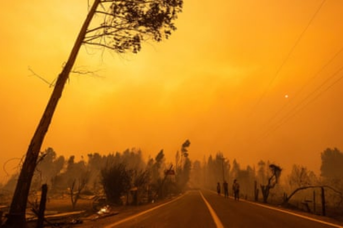 <p>Keterangan Foto: Cuaca ektrem di Amerika Selatan dan Utara,(Foto:/Twitter/andrewplater)</p>