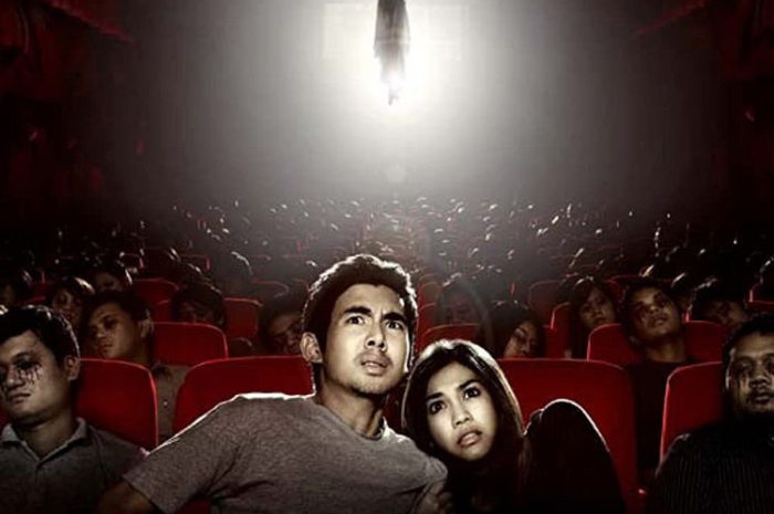 <p>Ket Foto: Foto poster film Coming Soon (Foto/Twitter/@seramuaja)</p>
