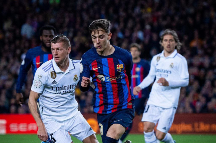 <p>Ket. Foto: Pertandingan El Classico antara Barcelona vs Real Madrid di Semifinal Copa del Rey (Foto/Instagram/@fcbarcelona)</p>
