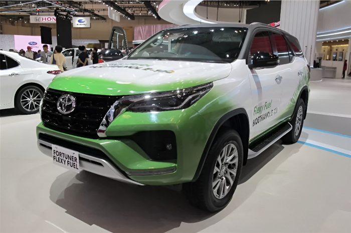 <p>Ket Foto: Foto mobil ramah lingkungan, Toyota Fortuner Flexy Fuel (Foto/Instagram/@Raynaldi Rino)</p>
