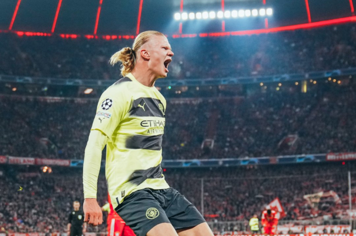 <p>Ket Foto: Foto Erling Haaland selebrasi di lapangan (Foto/Twitter/Manchester City)</p>
