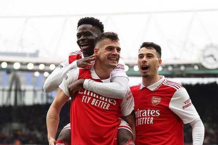 <p>Ket. Foto: Gabriel Martinelli, Bukayo Saka dan Granit Xhaka yang merupakan pemain andalan Arsenal (Foto/Instagram/@arsenal)</p>
