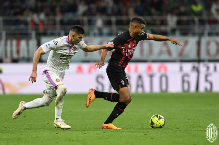 <p>Ket. Foto: Pertandingan antara AC Milan dengan Cremonese di Serie A (Foto/Twitter/@acmilan)</p>
