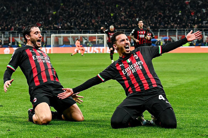 <p>Ket. Foto: Ismael Bennacer saat merayakan golnya untuk AC Milan di 8 besar Liga Campions (Foto/Instagram/@acmilan)</p>
