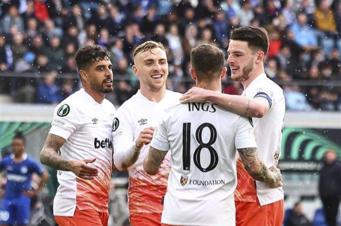 <p>Ket. Foto: Para pemain West Ham United ketika merayakan gol, dalam laga melawan Gent di Conference League (Foto/Instagram/@westham)</p>
