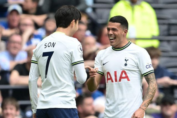 <p>Ket. Foto: Son Heung-Min dan Pedro Porro pemain asal Tottenham Hotspur (Foto/Instagram/@spursofficial)</p>
