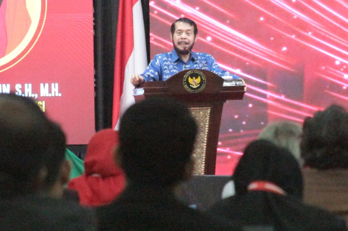 <p>
Ket. Foto : Anwar Usman Diberhentikan dari Ketua MK<br />
(Foto/X/@officialMKRI</p>
