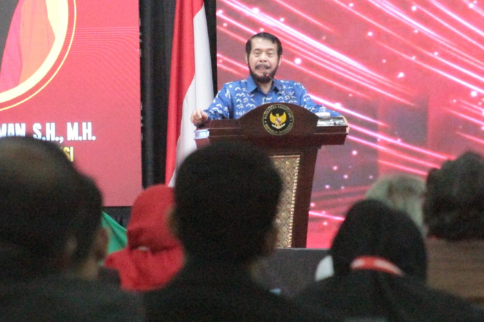 <p>Ket. Foto : Berikut Ini Besaran Gaji Anwar Usman untuk Jabatan Hakim Konstitusi<br />
(Foto/X/@officialMKRI)</p>
