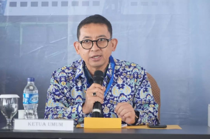 <p>Ket. Foto : Berikut Ini Organisasi-Organisasi yang Diikuti Fadli Zon<br />
(Foto/Instagram/@fadlizon)</p>
