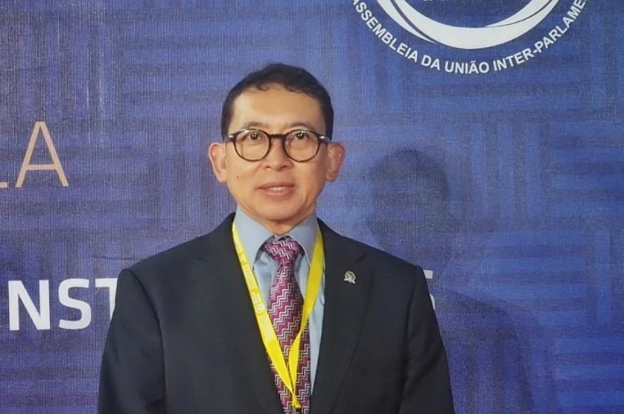 <p>Ket. Foto : Berikut Ini Forum-Forum Internasional yang Diikuti oleh Fadli Zon dan Juga Penghargaan yang Dimilikinya<br />
(Foto/Instagram/@fadlizon)</p>
