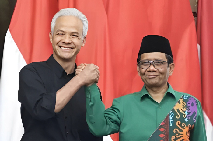 <p>Ket. Foto : Relawan Sumenep Nyatakan Siap Dukung Penuh Ganjar dan Mahfud<br />
(Foto/X/@susipudjiastuti)</p>
