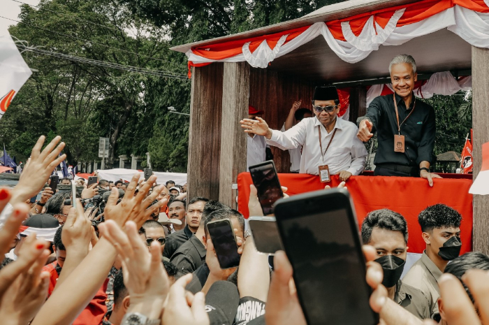 <p>Ket. Foto : TPN Akui Belanja Iklan Ganjar dan Mahfud Baru Akan Dilakukan Setelah KPU Menetapkan Pasangan Calon<br />
(Foto/X/@ganjarpranowo)</p>
