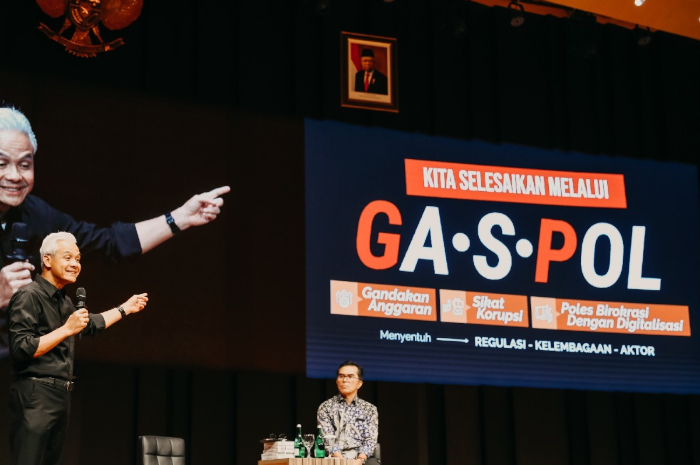 <p>Ket. Foto : Ganjar Pranowo Mengungkapkan Kriteria Bacawapresnya di Unpar Bandung Kemarin<br />
(Foto/Twitter/@ganjarpranowo)</p>
