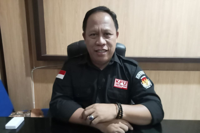 <p>Ket. Foto : Ketua KPU Parigi Moutong, Dirwan Korompot<br />
(Foto/gemasulawesi/AM)</p>
