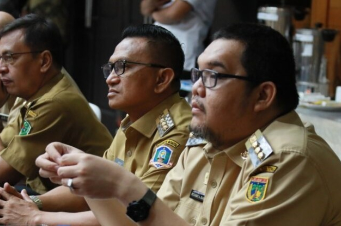<p>Ket. Foto : PJ Bupati Parigi Moutong Richard A. Djanggola Hadiri Rakor Kepala Daerah di Kemendagri<br />
(Foto/Prokopim)</p>
