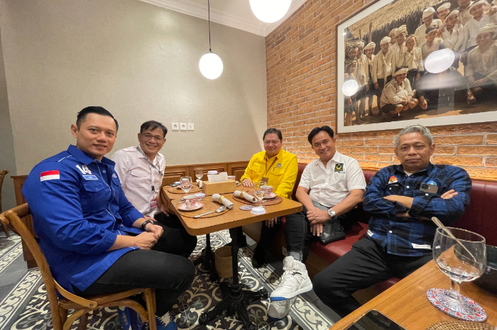 <p>Ket. Foto : Netizen Berkomentar Apa Perbedaannya dengan Orde Baru Terkait Cerita Yusril tentang Pilpres Sayang Anak<br />
(Foto/X/@Yusrilhza_Mhd)</p>
