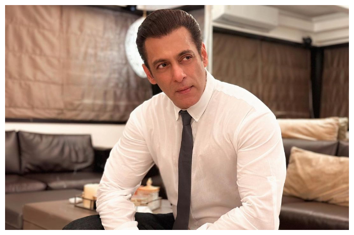 <p>Ket Foto: Salma Khan berikan apresiasi rasa bangga pada penggemar karena mendukung film terbarunya berjudul Kisi Ki Bhai Ki Jaan (Foto/Instagram/@beingsalmankhan)</p>
