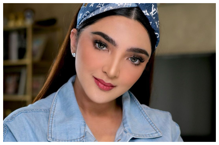 <p>Ket Foto: Ashanty mendapatkan gift singa dari netizen hingga tersorot warganet lewat aksi girangnya (Foto/Instagram/@ashanty_ash)</p>
