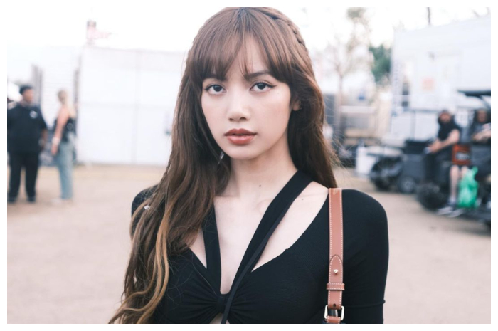 <p>Ket Foto: Lisa Blackpink tunjukkan tato baru di lengannya saat acara Coachella Amerika Serikat (Foto/Instagram/@lalalalisa_m)</p>

