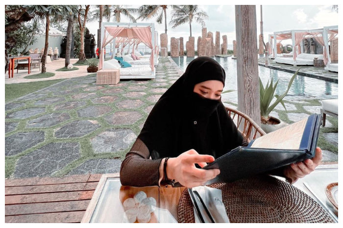 <p>Ket Foto: Rumah tangga Inara dan Virgoun terguncang dengan adanya kasus perselingkuhan sang suami (Foto/Instagram/@mommy_starla)</p>

