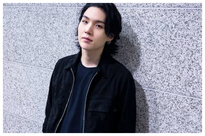 <p>Ket Foto: Suga BTS Kabarkan Film Dokumenter Solonya tayang di Disney+ Hotstar (Foto/Instagram/@agustd)</p>
