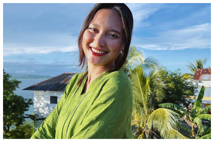 <p>Ket Foto: Nursyah ibunda Indah Permatasari tuduh Arie Kriting berikan air setan hingga sang anak melewatkan lebaran bersamanya (Foto/Instagram/@indahpermatas)</p>

