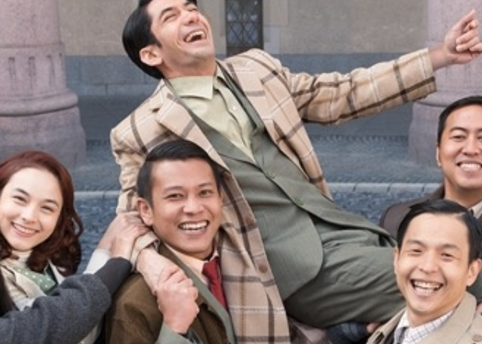 Ket Foto: Sinopsis Film Rudy Habibie (Foto/Pinterest @pinterest)