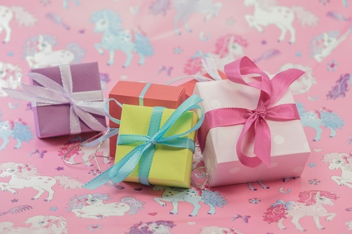 <p>Ket Foto: Ilustrasi foto kado (Foto/Pixabay/Hadiah)	</p>
