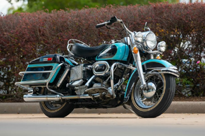 <p>Motor Harley FLH Bicentennial 1976, motor milik Elvis Presley yang akan dilelang (Foto/Mecum) </p>

