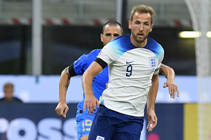 <p>Harry Kane saat pertandingan Italia-Inggris di stadion Giuseppe Meazza. (Foto oleh Massimo Insabato/Getty Images)</p>
