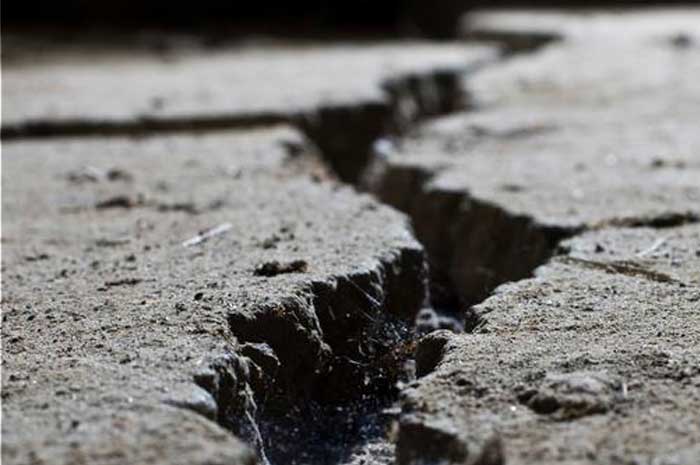<p>Foto: Illustrasi Korban Gempa Mamuju Tengah Sulawesi Barat</p>
