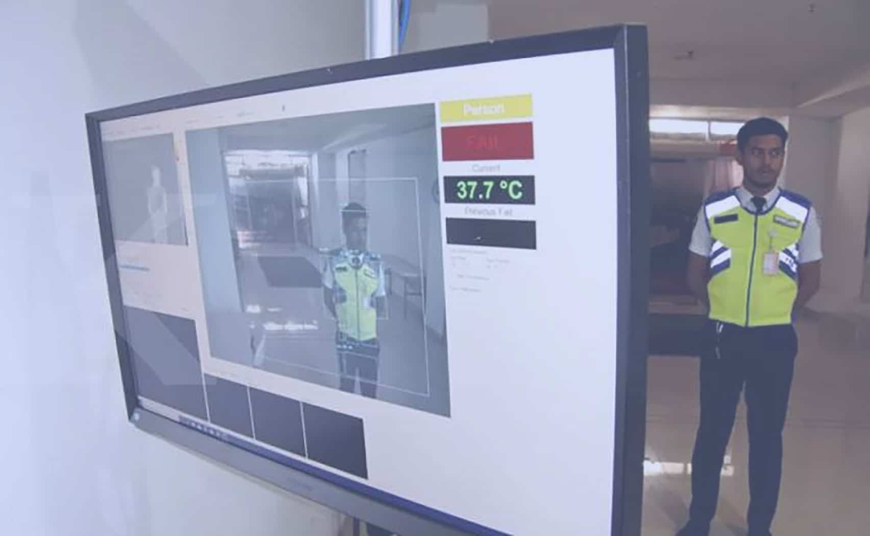 <p>Illustrasi pemeriksaan thermo scan.</p>
