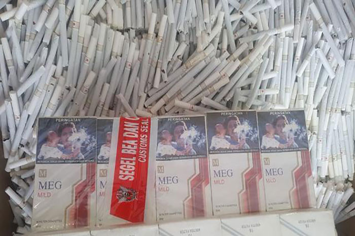 <p>Foto: Illustrasi rokok ilegal.</p>
