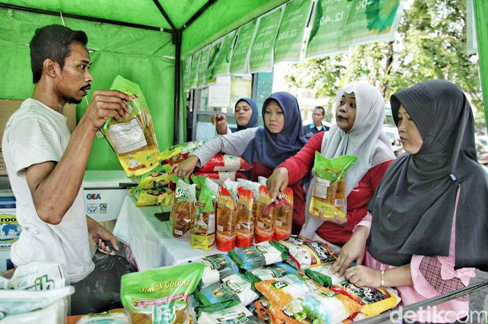 <p>Ilustrasi Pasar Murah</p>
