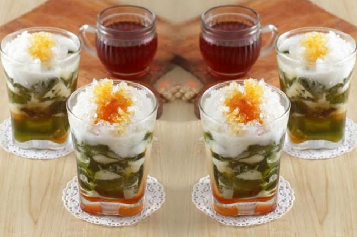 <p>Ket. Cincau, takjil favorit berbuka puasa (Foto/Lutfi) </p>
