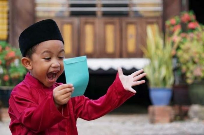 <p>Banyak tradisi unik dan menarik masyarakat dalam menyambut Lebaran (Foto/Freepik) </p>
