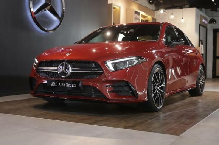 <p>Mercedes Benz A35, menjadi sedan dengan performa tinggi  bahkan lebih murah (Foto/Mercedes Benz Indonesia) </p>
